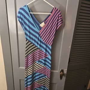 EVERYTHING MUST GO! Nicole Miller Striped Pattered Maxi Dress/Pnk,Blue, Wht Sz L